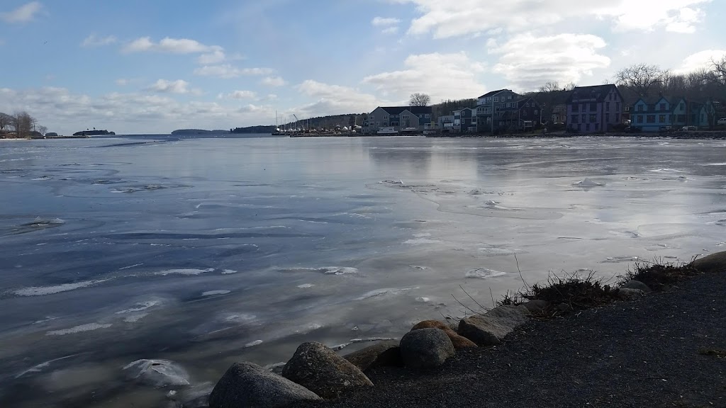 Tim Hortons | 33 Edgewater St, Mahone Bay, NS B0J 2E0, Canada | Phone: (902) 624-0889