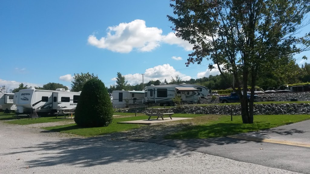Camping Plage De La Baie | 3120 Rue Principale, Saint-Ferdinand, QC G0N 1N0, Canada | Phone: (418) 428-3505