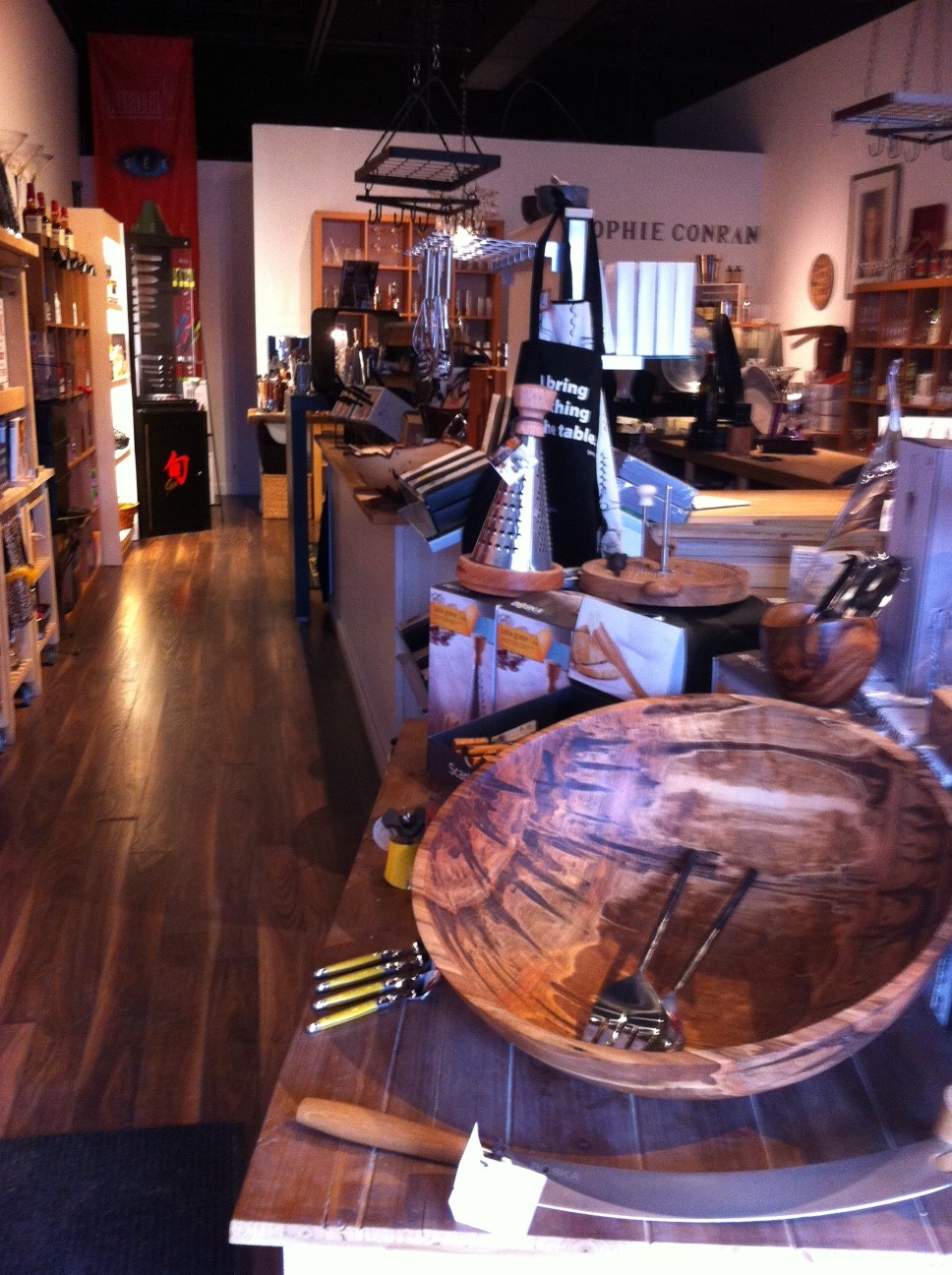 Yonge Street Winery | 14834 Yonge St, Aurora, ON L4G 1N2, Canada | Phone: (905) 841-5552