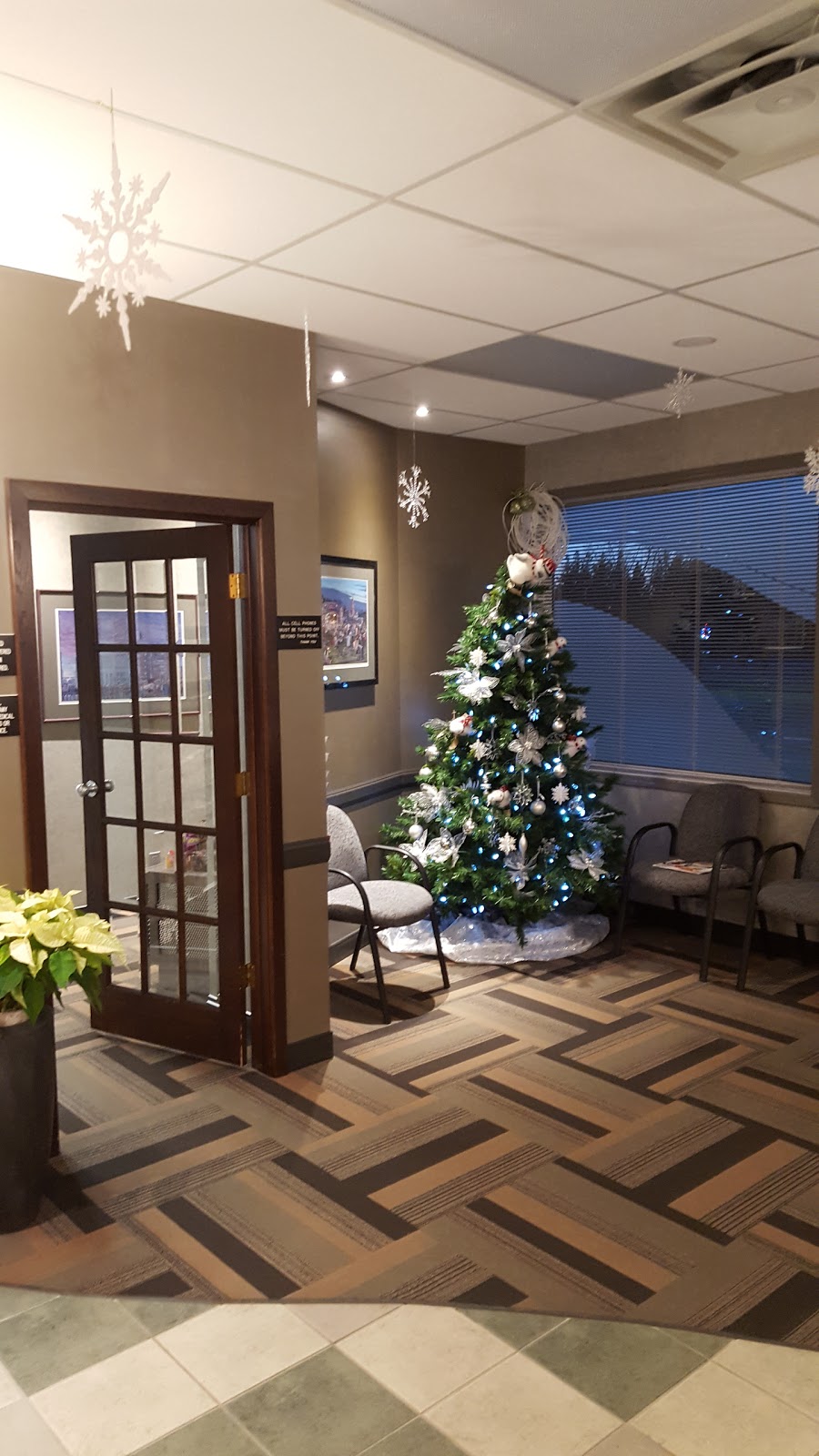 Springfield Dental Centre | 240-449 Main St, Oakbank, MB R0E 1J0, Canada | Phone: (204) 444-4484