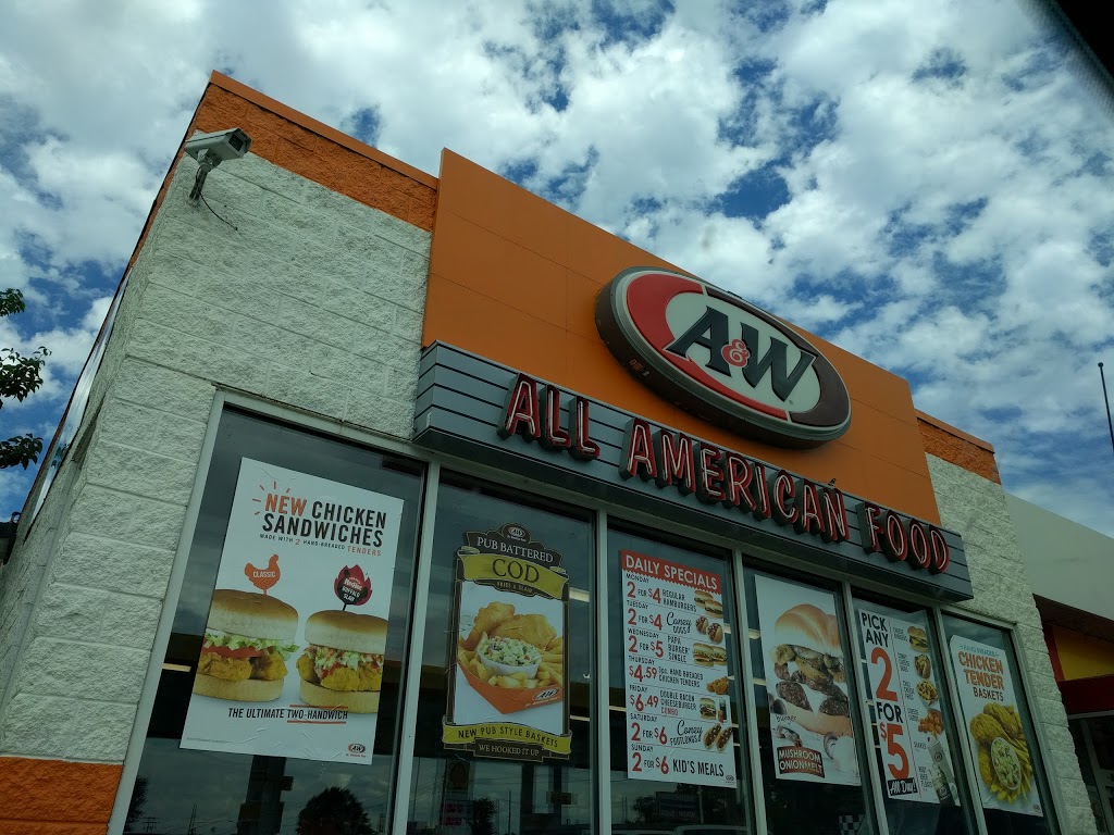 A&W Restaurants | 3805 Pine Grove Ave, Fort Gratiot Twp, MI 48059, USA | Phone: (810) 985-6560