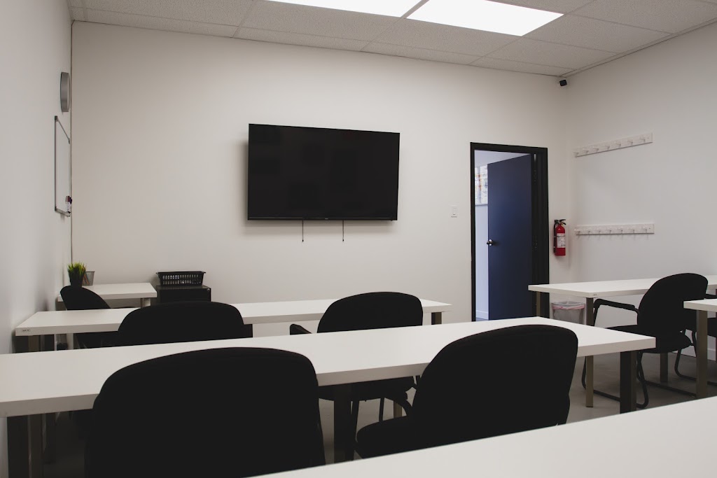 École de conduite Lewis Longueuil | 2866 Rue de Lyon, Longueuil, QC J4L 3R2, Canada | Phone: (450) 679-0111