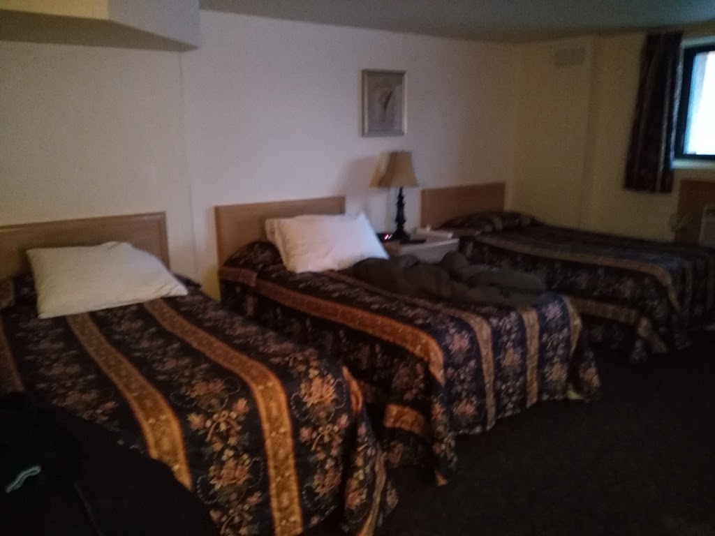 Motel Du Chevalier | 169 Boulevard Gréber, Gatineau, QC J8T 3R1, Canada | Phone: (819) 568-9000