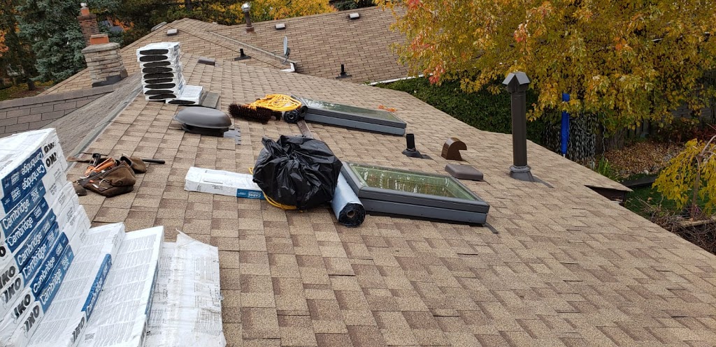 MCBM Roofing Services | 31 Matthewson Ave, Bradford, ON L3Z 0P3, Canada | Phone: (647) 704-7522