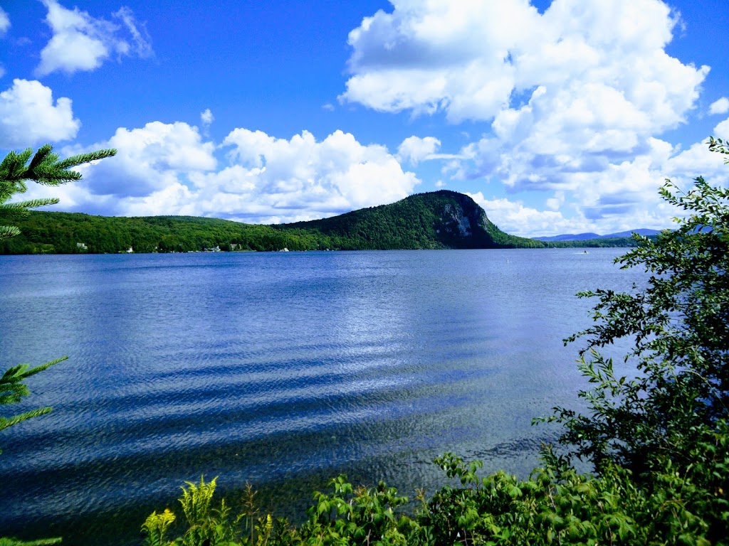 Beach Lake Lyster | 144 Chemin des Chalets, Coaticook, QC J1A 2S4, Canada