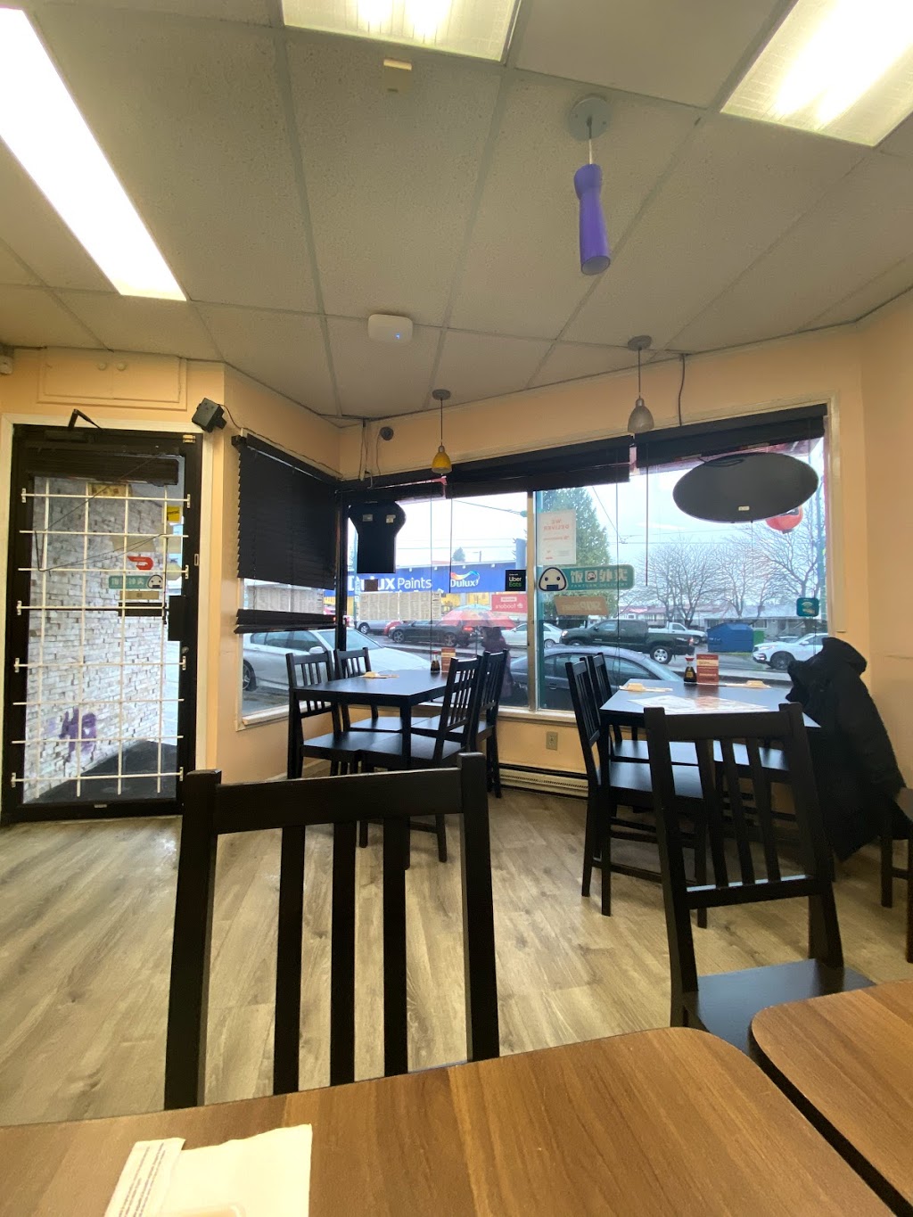 Viva Sushi Bar | Canada, British Columbia, Vancouver, CA BC Vancouver 1947 Kingsway邮政编码: V5N 2T1 | Phone: (604) 336-7727