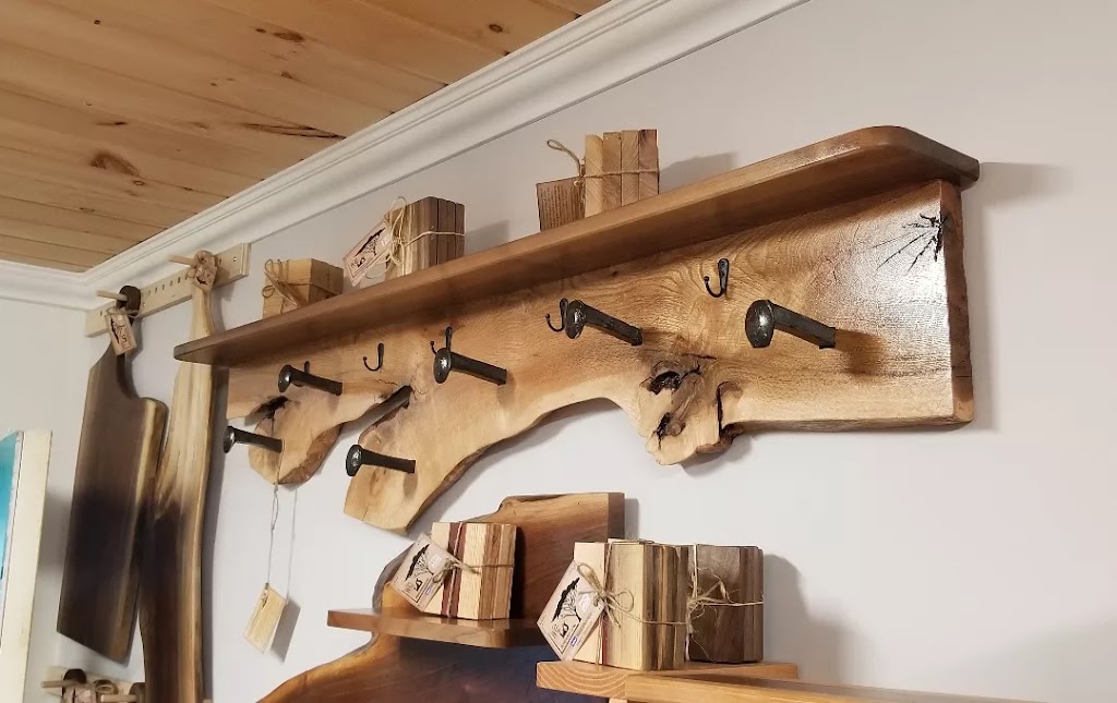 Woodcrafters corner | 282 Vickerson Rd, Dunstaffnage, PE C1C 0R6, Canada | Phone: (902) 368-9663