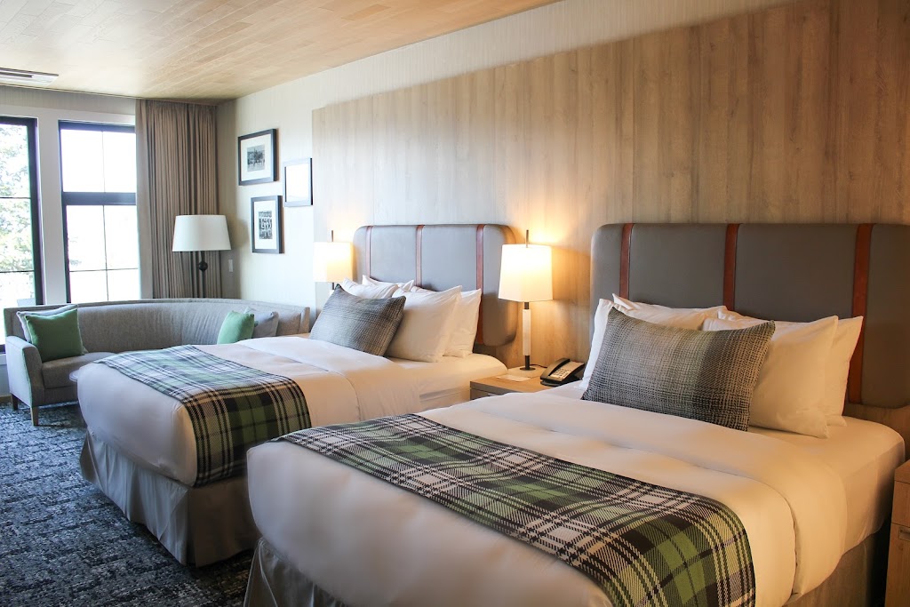 Headwaters Lodge at Eagle Ranch Resort | 9581 Eagle Ranch Trail, Invermere, BC V0A 1K3, Canada | Phone: (250) 342-0562