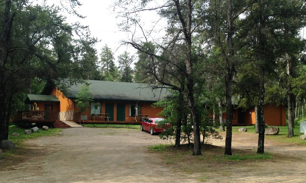 Birchwood Motor Hotel | 112018 Provincial Trunk Hwy 59, Traverse Bay, MB R0E 2A0, Canada | Phone: (204) 756-2596