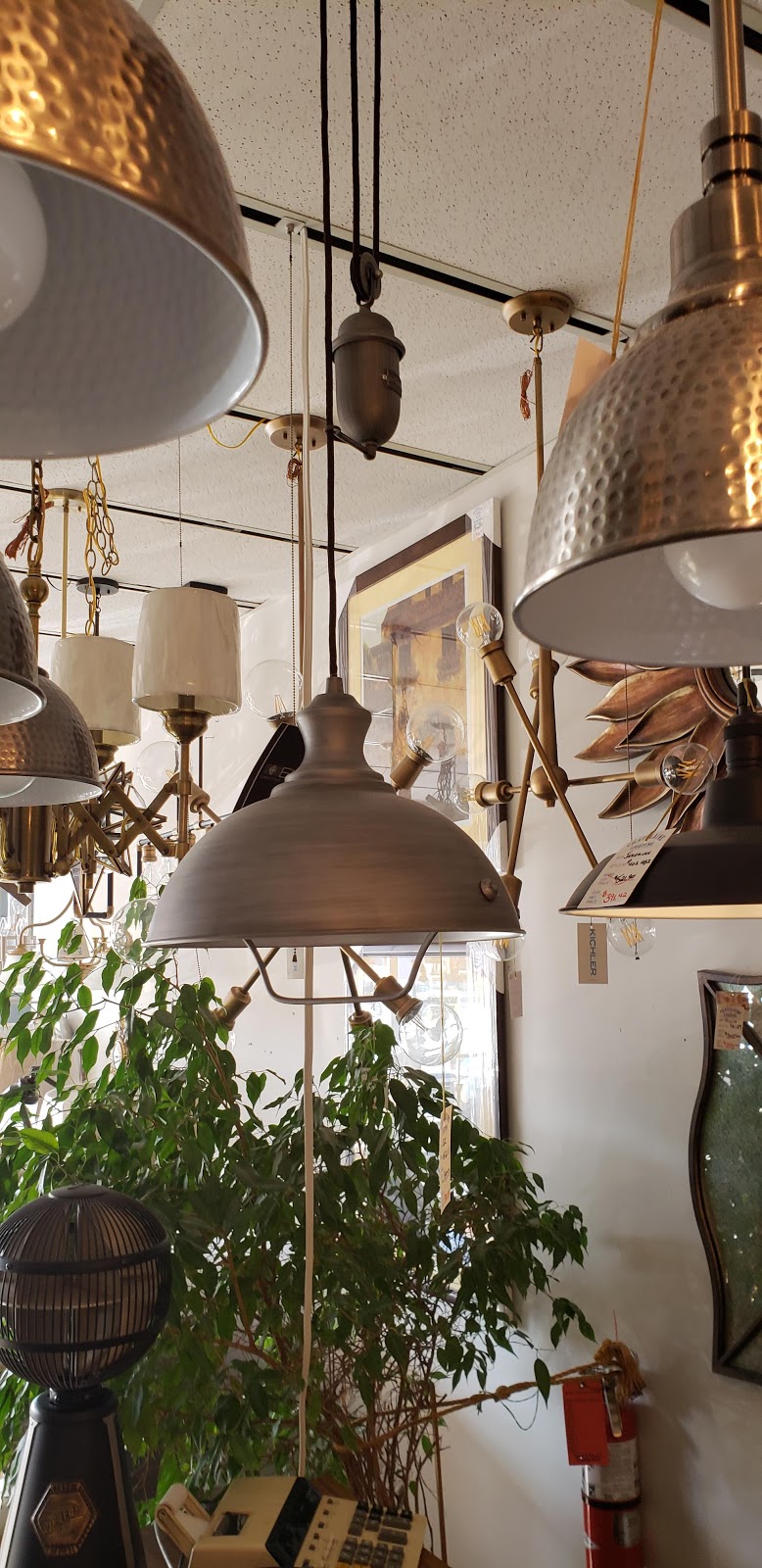 Chatelaine Lighting | 56 Victoria Rd S, Guelph, ON N1E 5P6, Canada | Phone: (519) 824-0401
