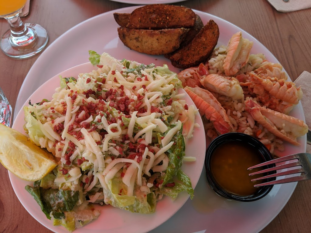 Restaurant Le Renato | 3423 Rue Laval, Lac-Mégantic, QC G6B 1A5, Canada | Phone: (819) 583-5585