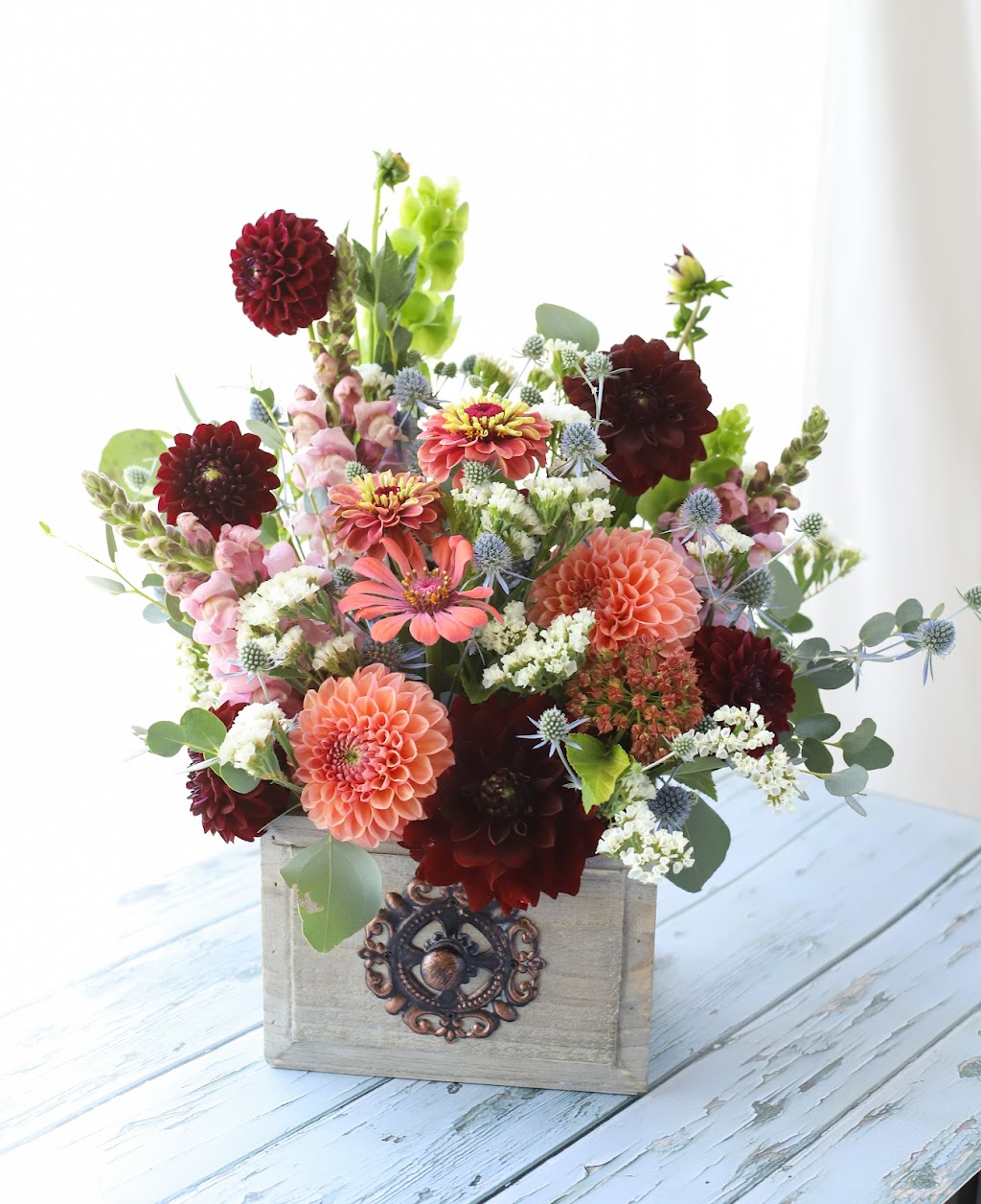Prairie Rose Florals | 118 4 St, Stirling, AB T0K 2E0, Canada | Phone: (403) 394-4195