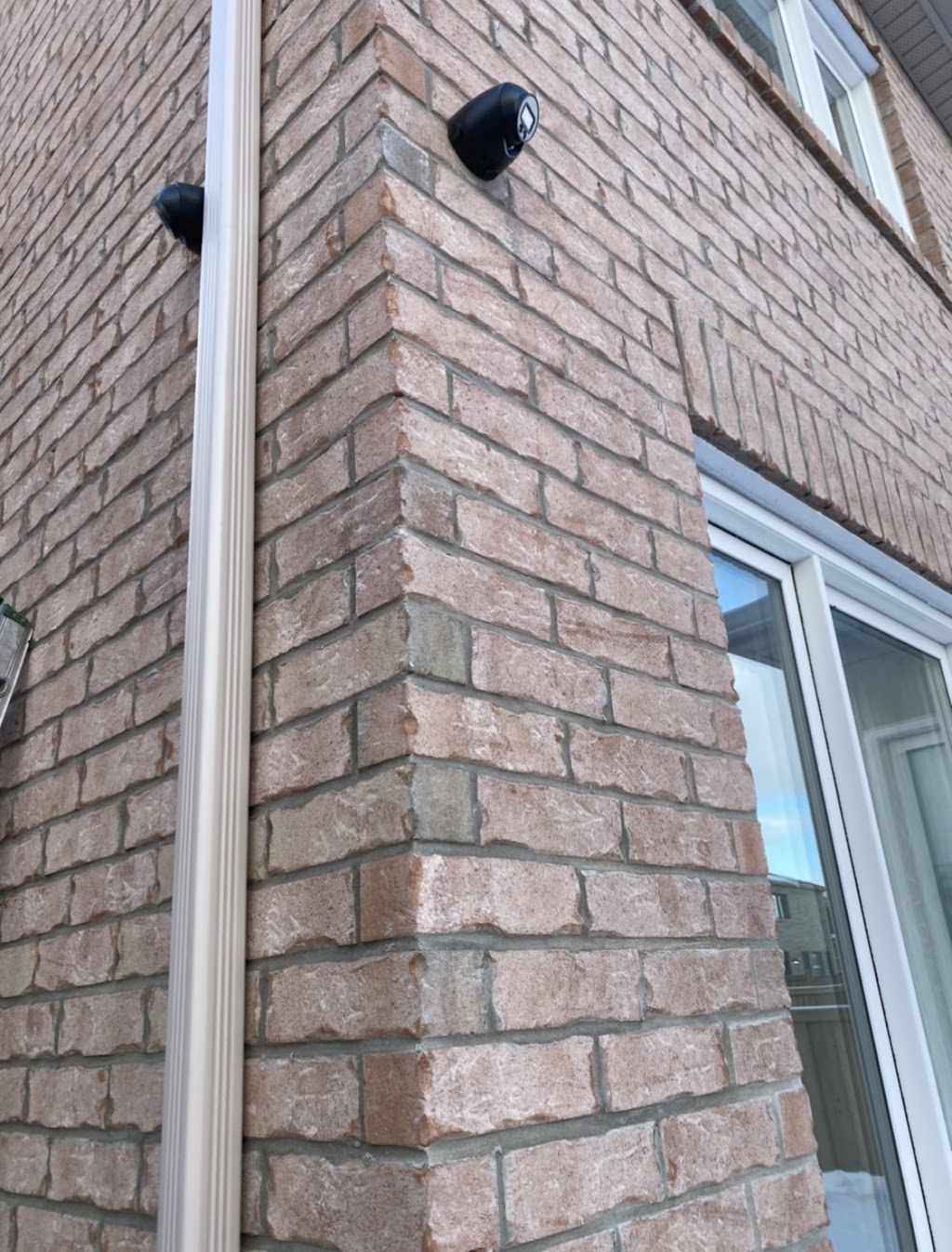 seing secure system | 36 Pine Island Way, Brampton, ON L6X 0Z6, Canada | Phone: (647) 513-5839