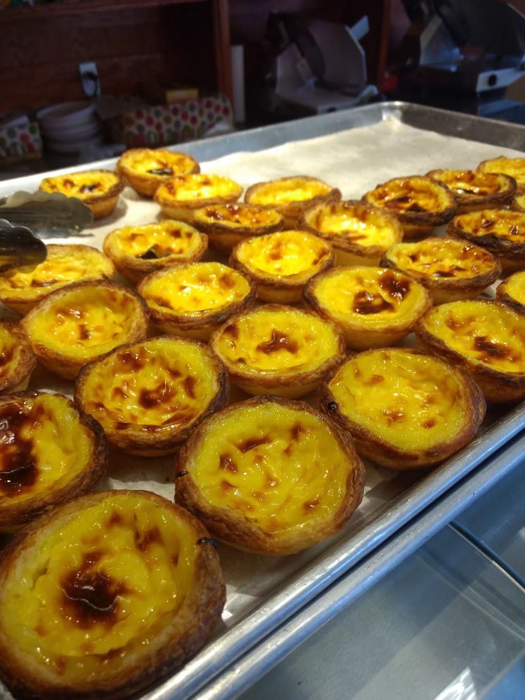 Portugalia Bakery | 189 Holland St E, Bradford, ON L3Z 2B1, Canada | Phone: (905) 778-0003