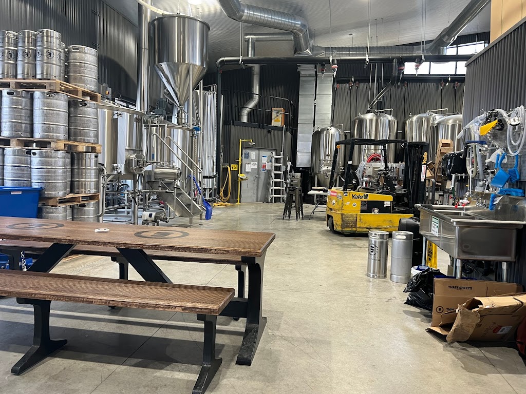 Three Sheets Craft Brewing - Tap Room & Brewery | 1246 Goderich St, Port Elgin, ON N0H 2C3, Canada | Phone: (519) 389-2337