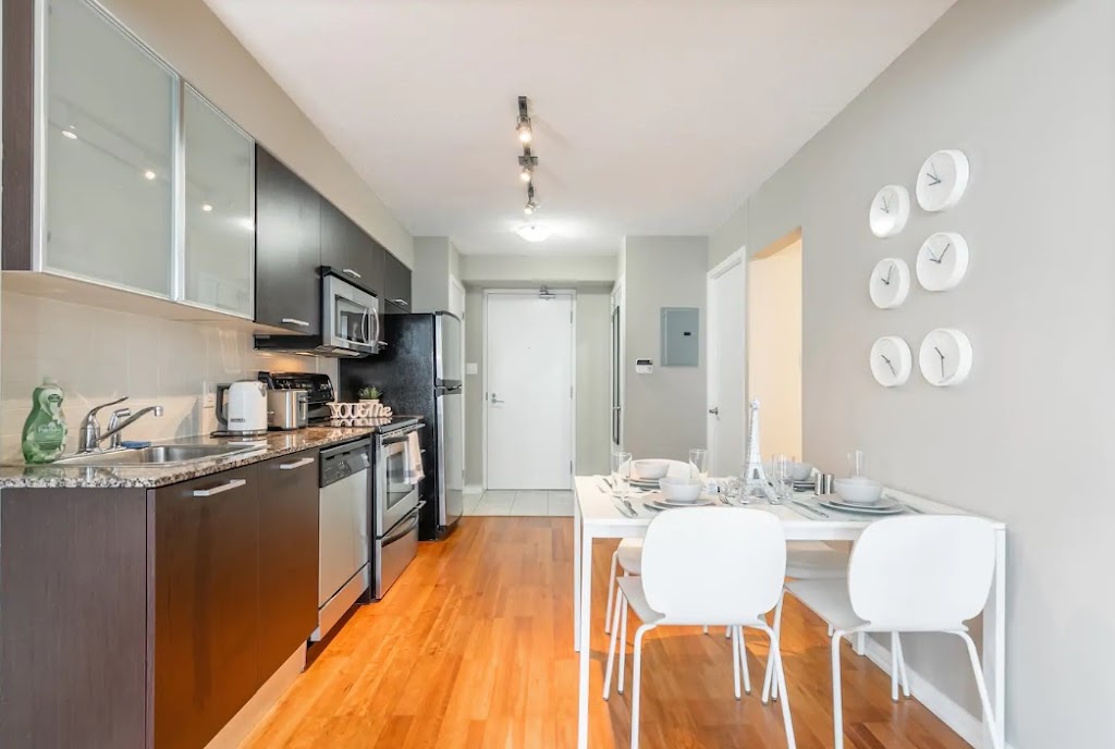 Monyx Management | 39 Niagara St Unit #534, Toronto, ON M5V 1C2, Canada | Phone: (416) 770-1286