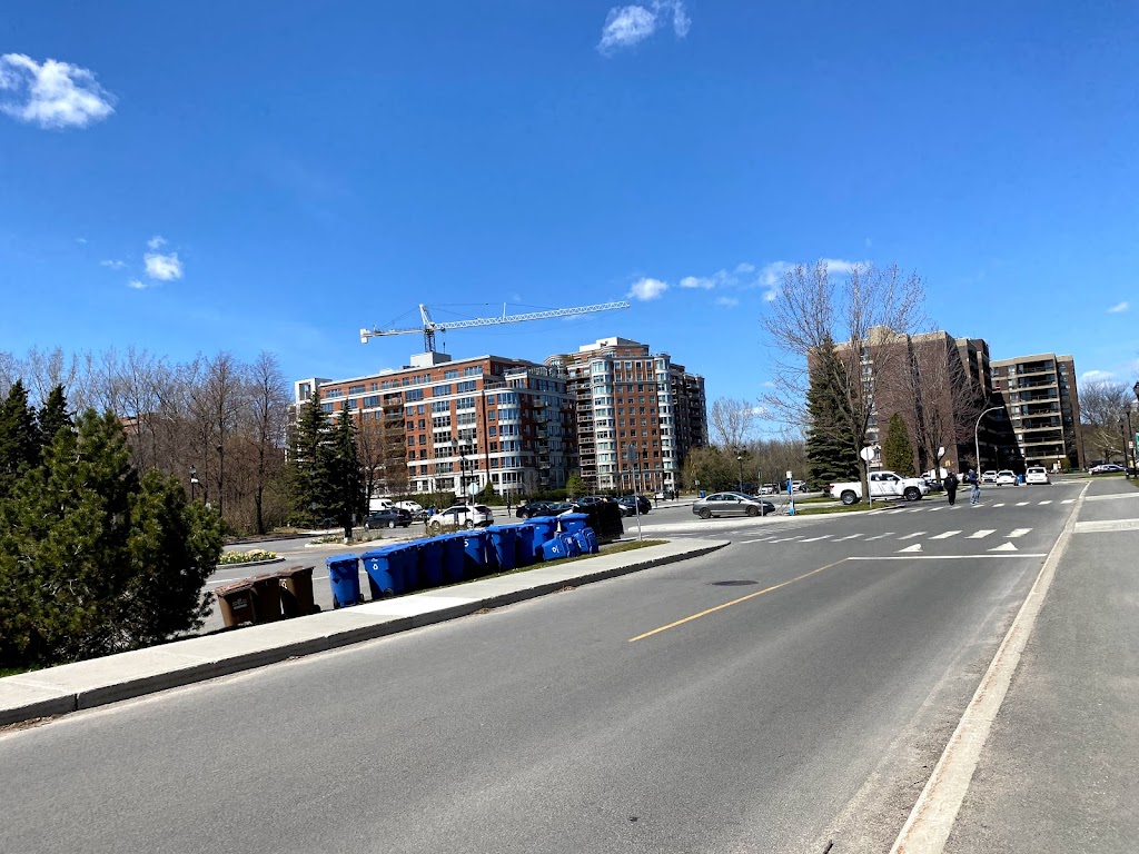 Bellagio Le | 5840 Av. Marc Chagall, Côte Saint-Luc, QC H4W 3K6, Canada | Phone: (514) 483-0557
