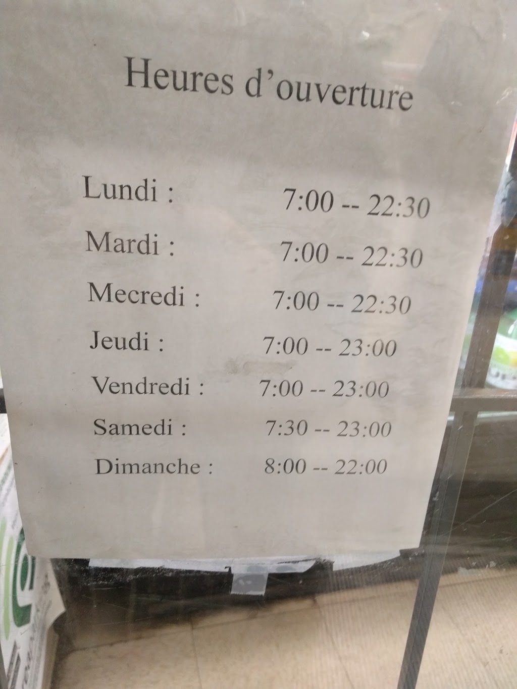 Dépanneur Madeleine | 567 Rte Marie-Victorin, Verchères, QC J0L 2R0, Canada | Phone: (450) 583-6422