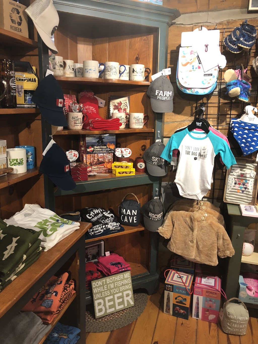 Horseshoe Valley Trading Company | 2093 Horseshoe Valley Rd W, Barrie, ON L4M 4Y8, Canada | Phone: (705) 739-5021