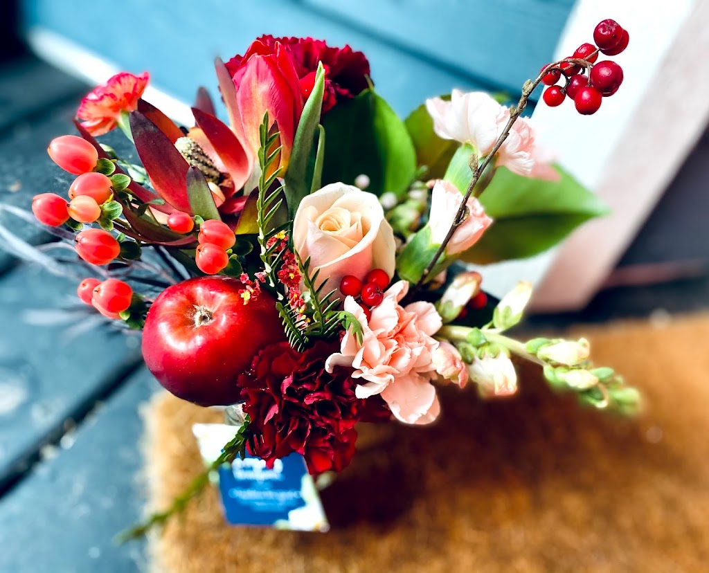 Everyday Bouquets | 2048 Mahon Ave, North Vancouver, BC V7M 2T5, Canada | Phone: (647) 993-9250