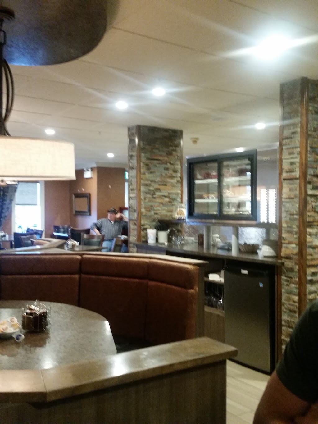 Motel Beauséjour & Chez Raymond | 486 Rue Principale, Neguac, NB E9G 1N1, Canada | Phone: (506) 776-8718