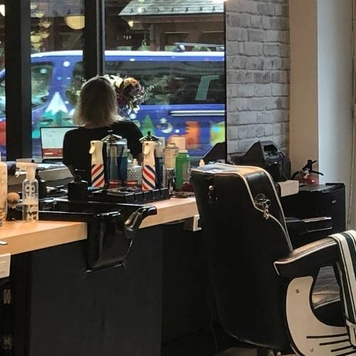 Village Barber | 7445 Frontier St #103, Pemberton, BC V0N 2L1, Canada | Phone: (604) 894-1999