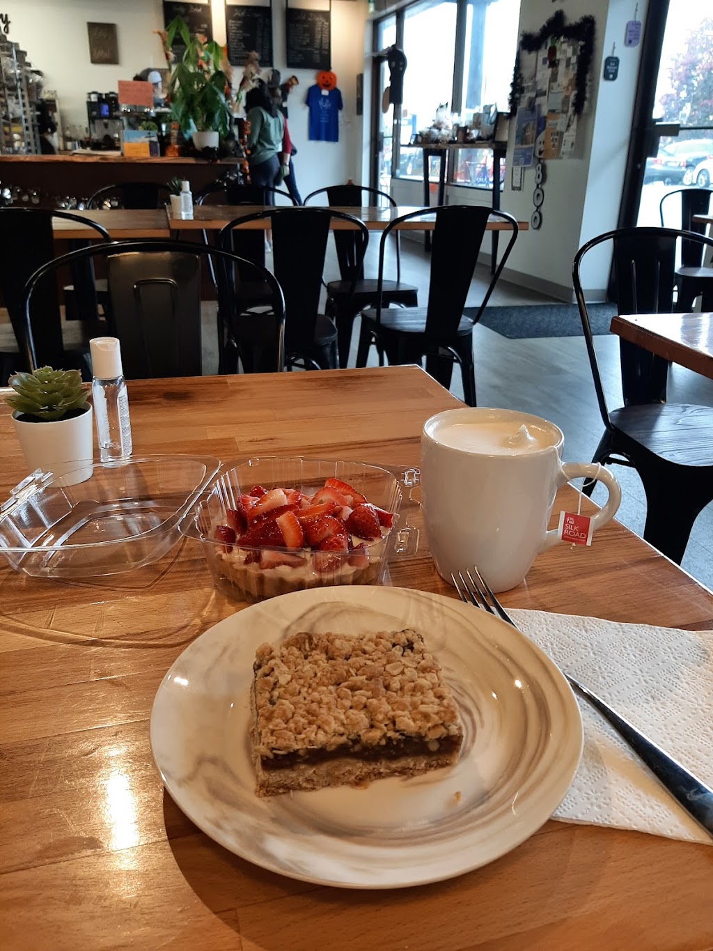 The Flying Apron | 268 Anderton Rd, Comox, BC V9M 1Y2, Canada | Phone: (236) 655-6604