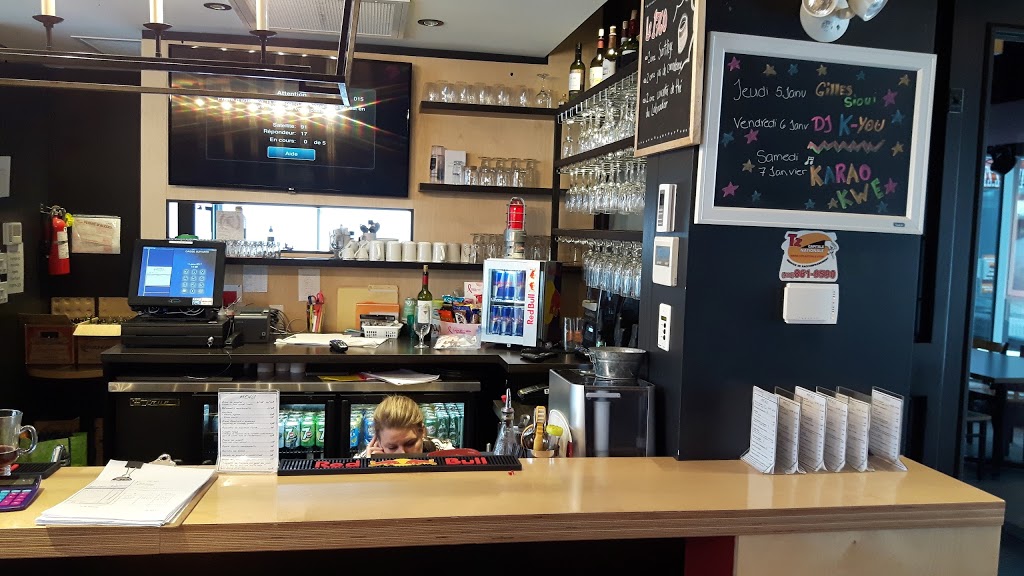 Bistro 1760 de Wendake | 100 Boulevard Bastien, Québec, QC G2B 2T9, Canada | Phone: (418) 842-6529