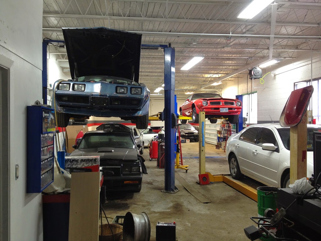 Julians Garage | 1898 Mattawa Ave, Mississauga, ON L4X 1K1, Canada | Phone: (905) 279-5858