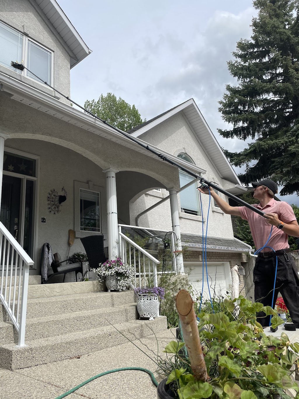 Easy Flow - Window Cleaning | 3735 Brooklyn Crescent NW, Calgary, AB T2L 0R2, Canada | Phone: (403) 391-0817