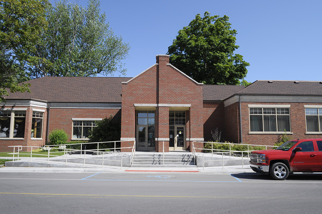 William Aitkin Memorial Library | 111 N Howard Ave, Croswell, MI 48422, USA | Phone: (810) 679-3627