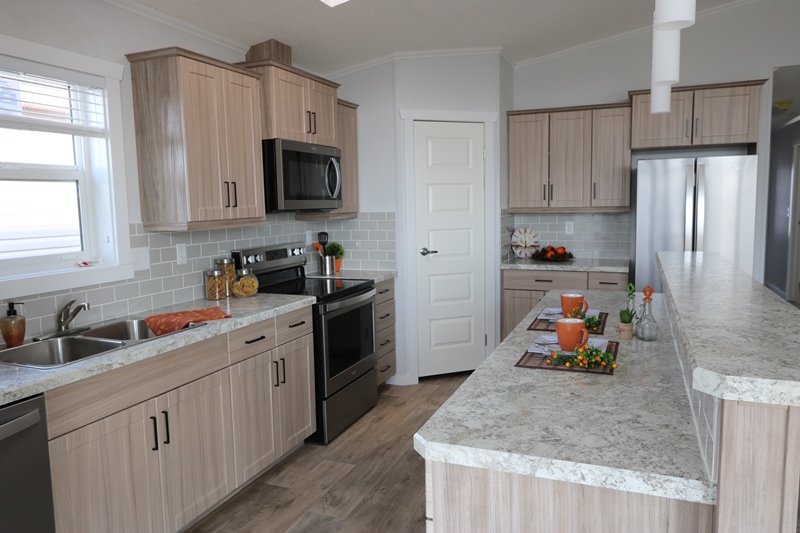 Minards Steadfast Homes | Box 785, Weyburn, SK S4H 2L1, Canada | Phone: (306) 842-6288