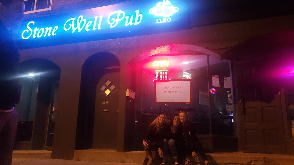 Stone Well Pub | 1423 Kingston Rd, Scarborough, ON M1N 1R4, Canada | Phone: (416) 551-1091