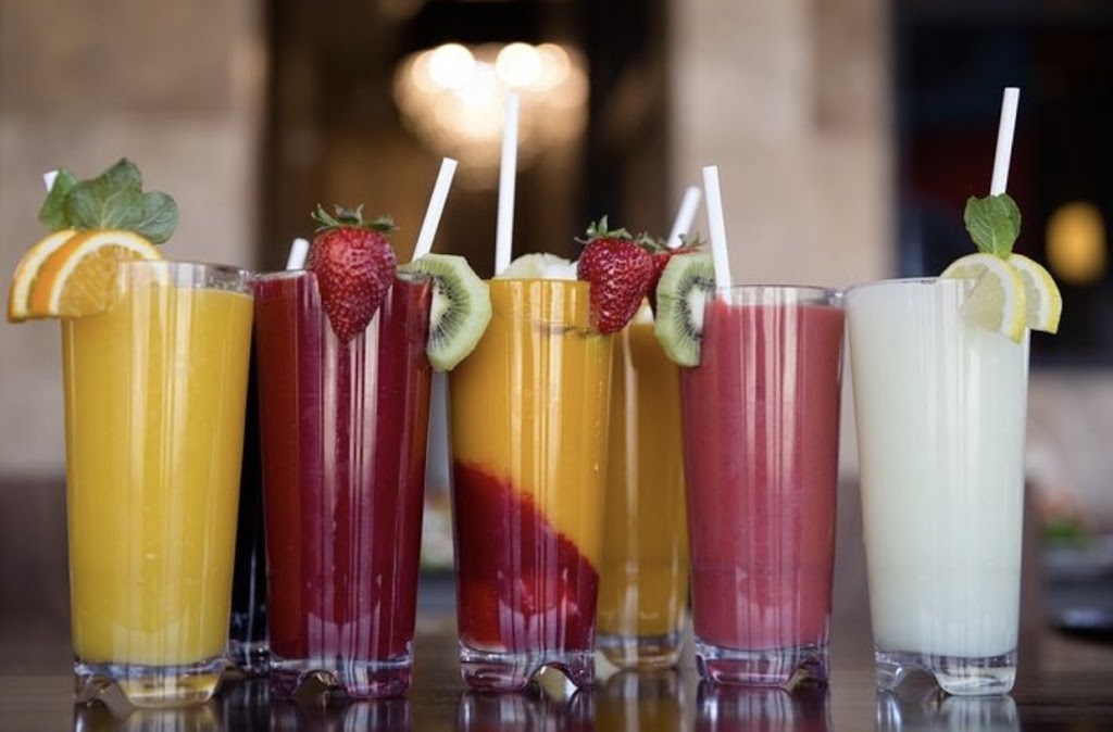 Paramount Fine Foods | 1090 Don Mills Rd, North York, ON M3C 3R6, Canada | Phone: (647) 352-9333