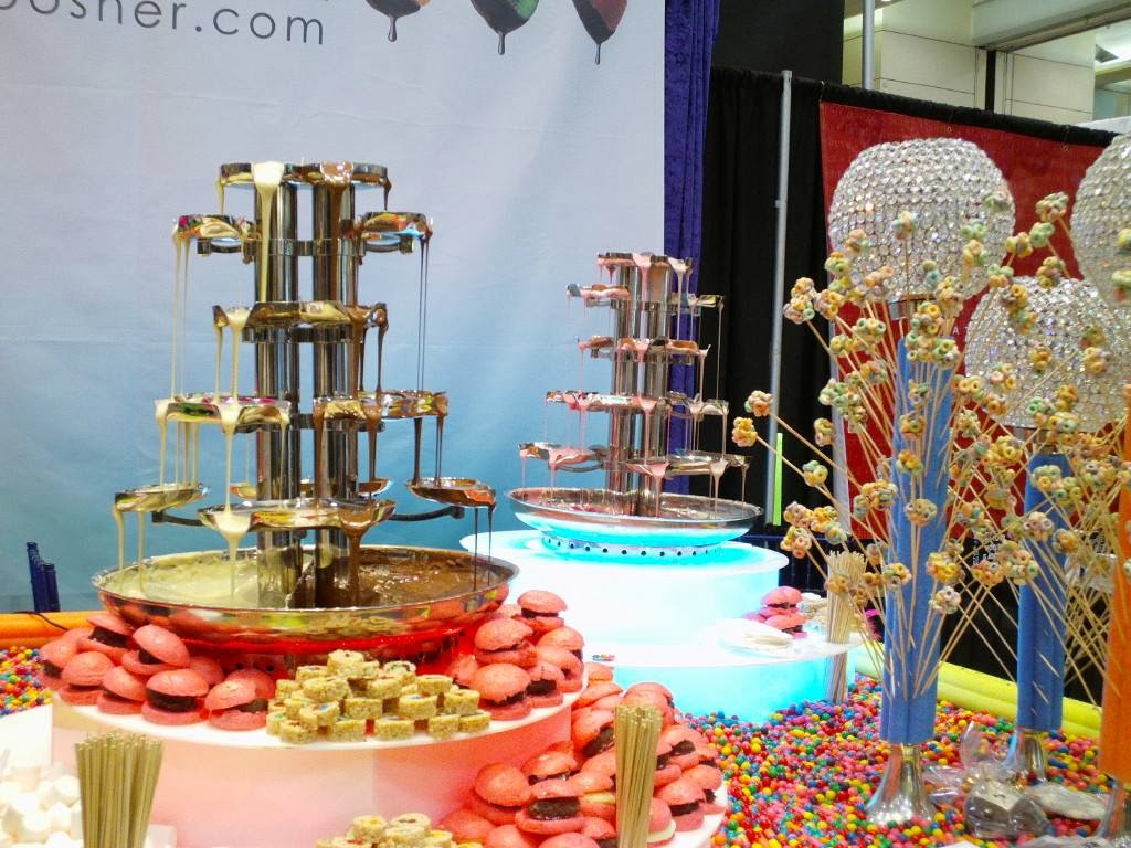 Double Chocolate Fountain & Fun Foods | 145 Jardin Dr #12, Concord, ON L4K 1X7, Canada | Phone: (877) 475-8629 ext. 123
