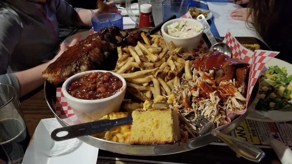 East Eden Tavern & Smoke House | 8163 E Eden Rd, Eden, NY 14057, USA | Phone: (716) 575-4286