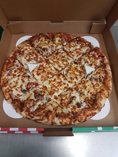 TJs Pizza | 5970 Rochdale Blvd, Regina, SK S4X 4J7, Canada | Phone: (306) 352-3200