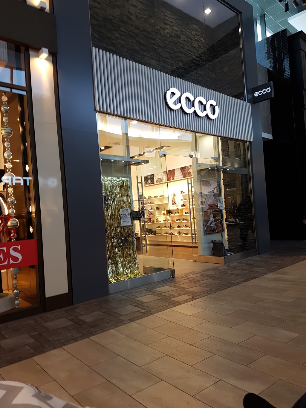 ecco chaussures carrefour laval