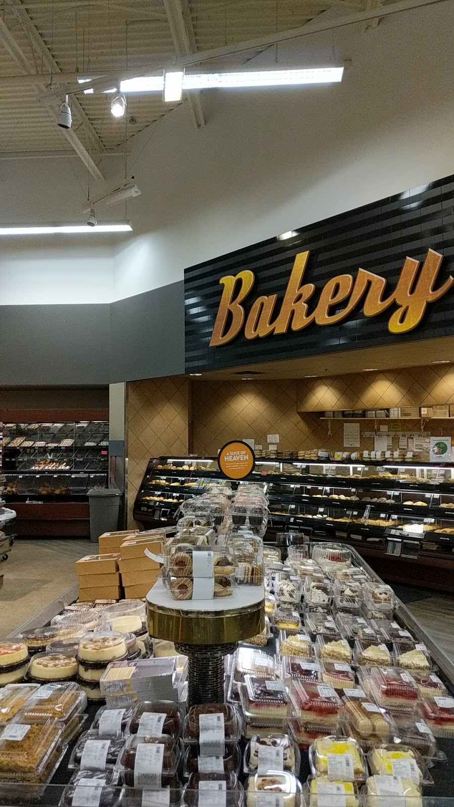 Save-On-Foods | 1950 Foul Bay Rd, Victoria, BC V8R 5A7, Canada | Phone: (250) 370-1669