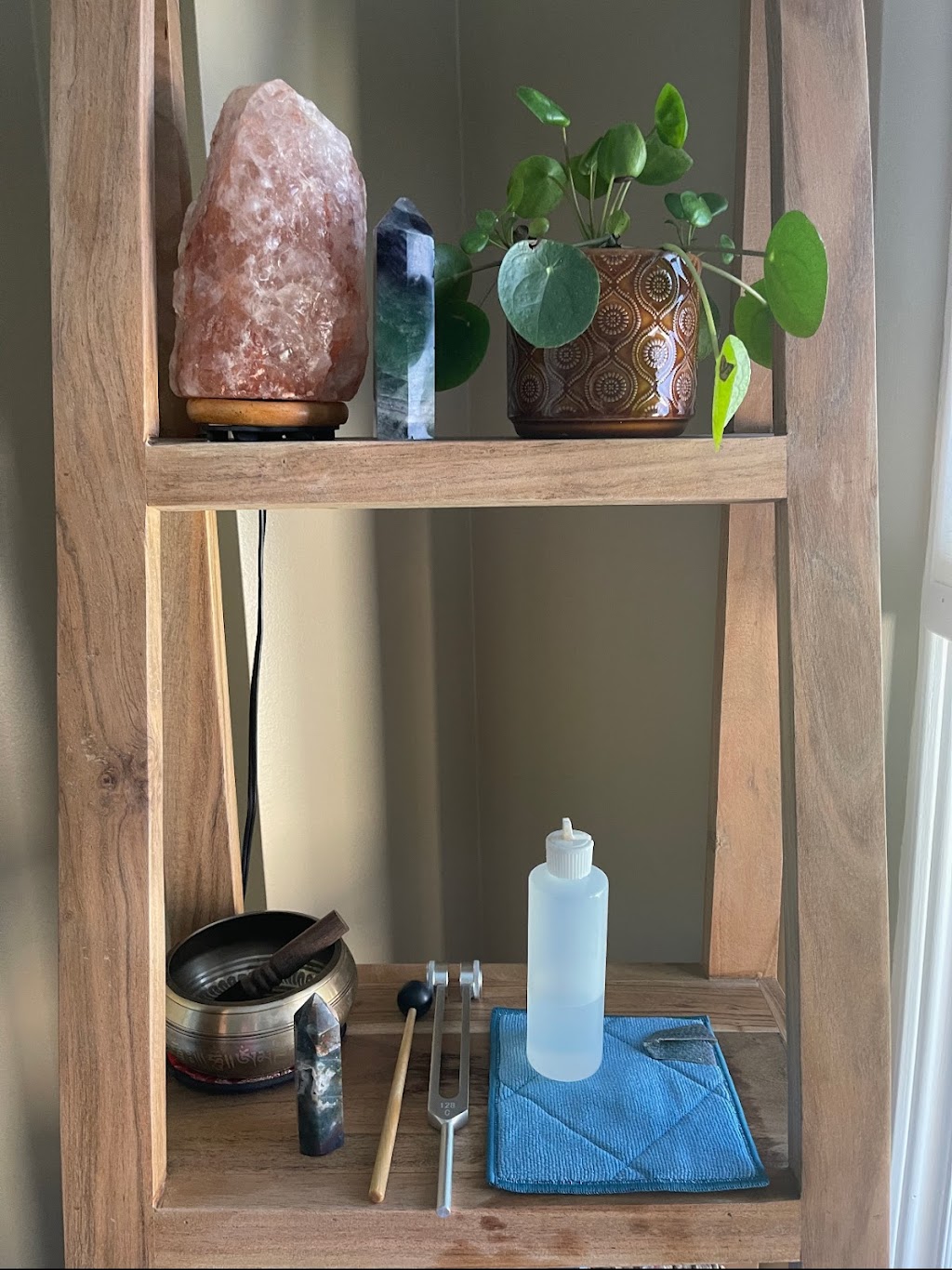 Healing Vibes: Linda McCormack RMT | 41 Resnik Dr, Newcastle, ON L1B 1K2, Canada | Phone: (289) 768-2683
