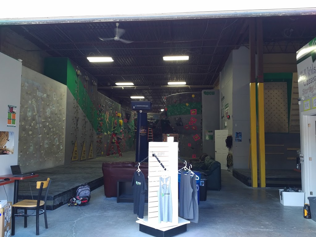 Fit Rocks Climbing Gym Moncton | 290 Baig Blvd, Moncton, NB E1E 1E1, Canada | Phone: (506) 387-7625