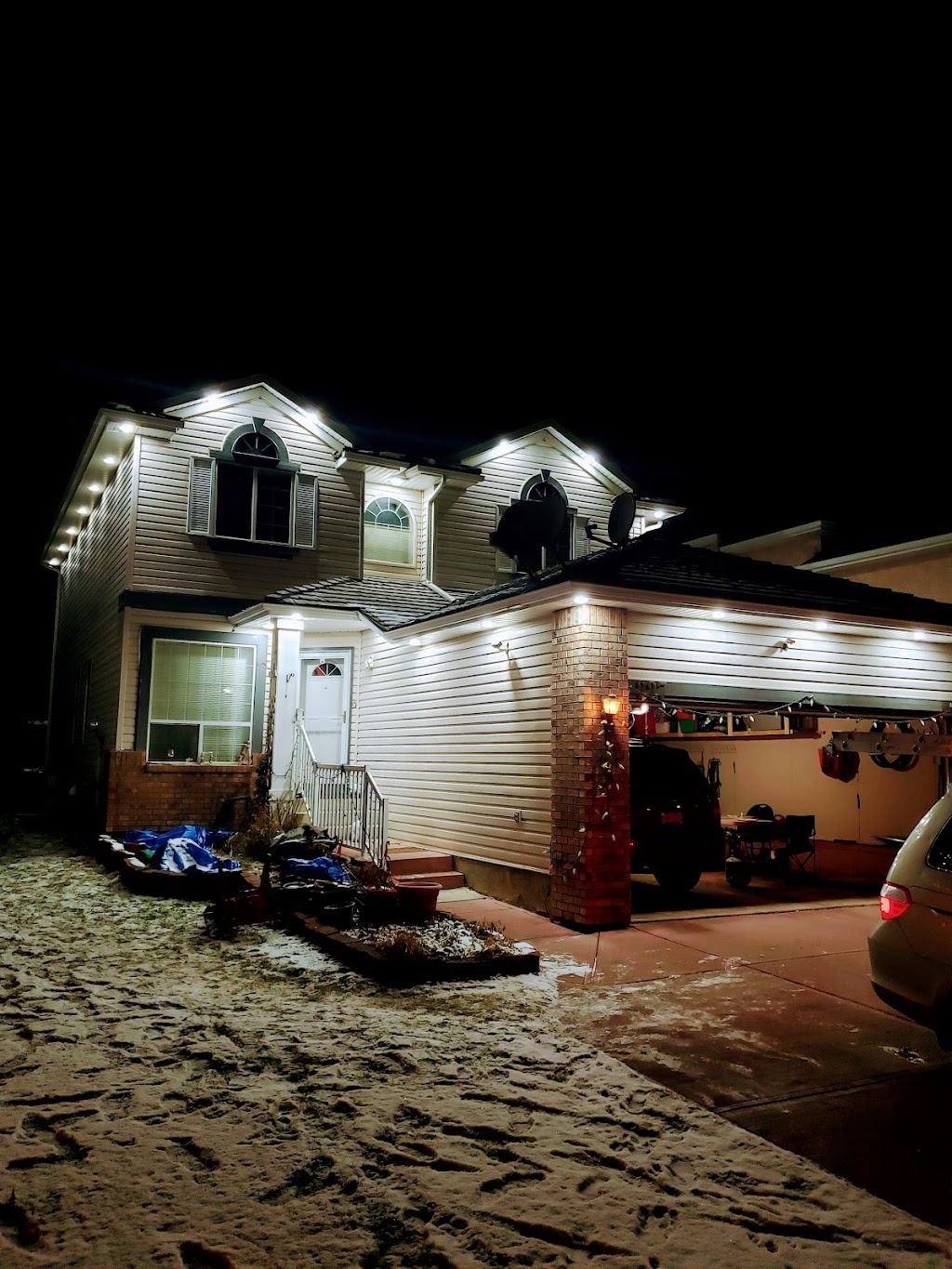 Calgary lights and electrical ltd. | 7352 80 Ave NE, Calgary, AB T3J 2C9, Canada | Phone: (403) 926-7713