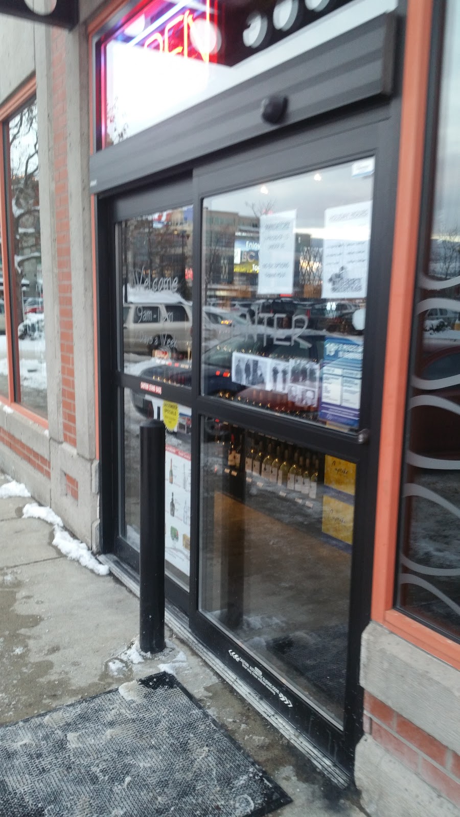 Mission Liquor Store | 3195 Lakeshore Rd, Kelowna, BC V1W 3S9, Canada | Phone: (778) 484-5144
