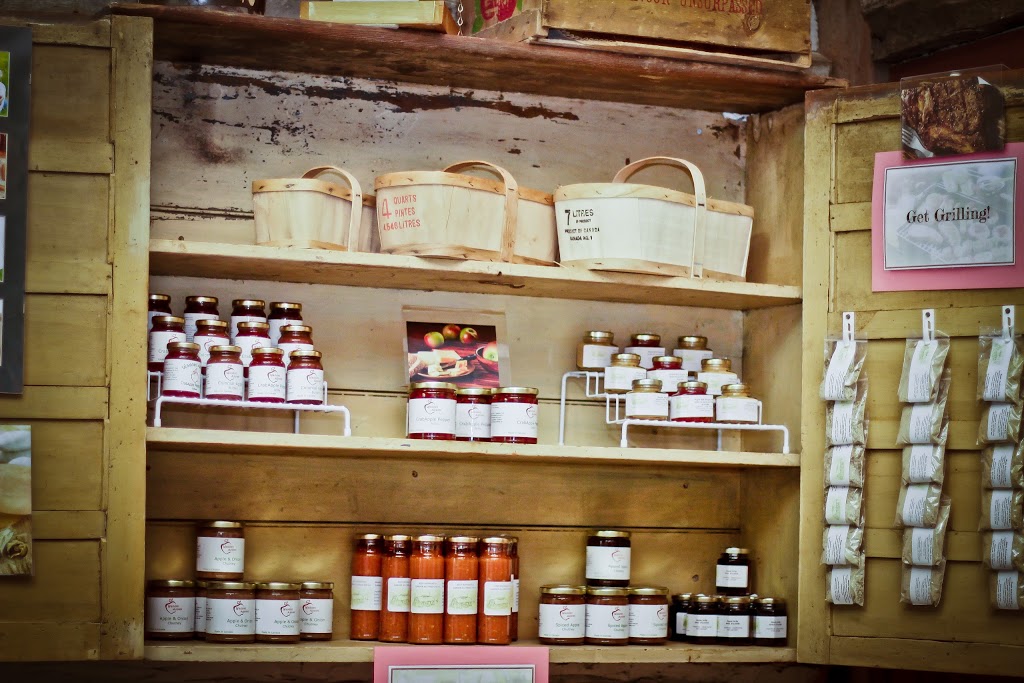 Waddell Apples | 1345 Washburn Rd, Seeleys Bay, ON K0H 2N0, Canada | Phone: (613) 546-1690