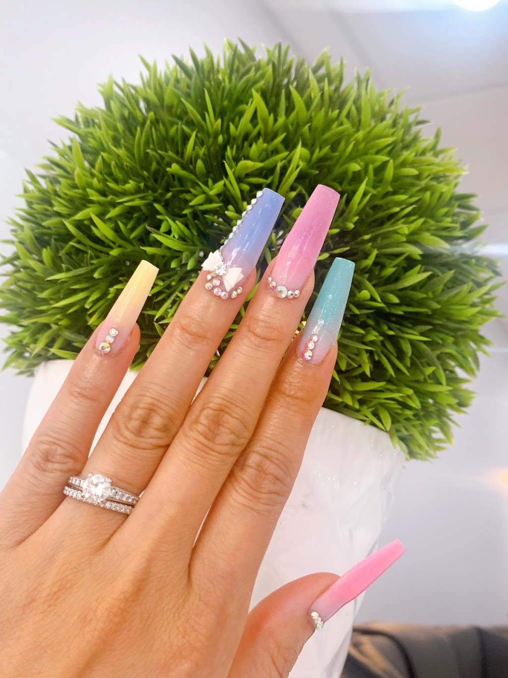 Stylin Nails - Lash Extensions | 1187 Fischer-Hallman Rd Unit 604, Kitchener, ON N2E 4H9, Canada | Phone: (519) 570-3999