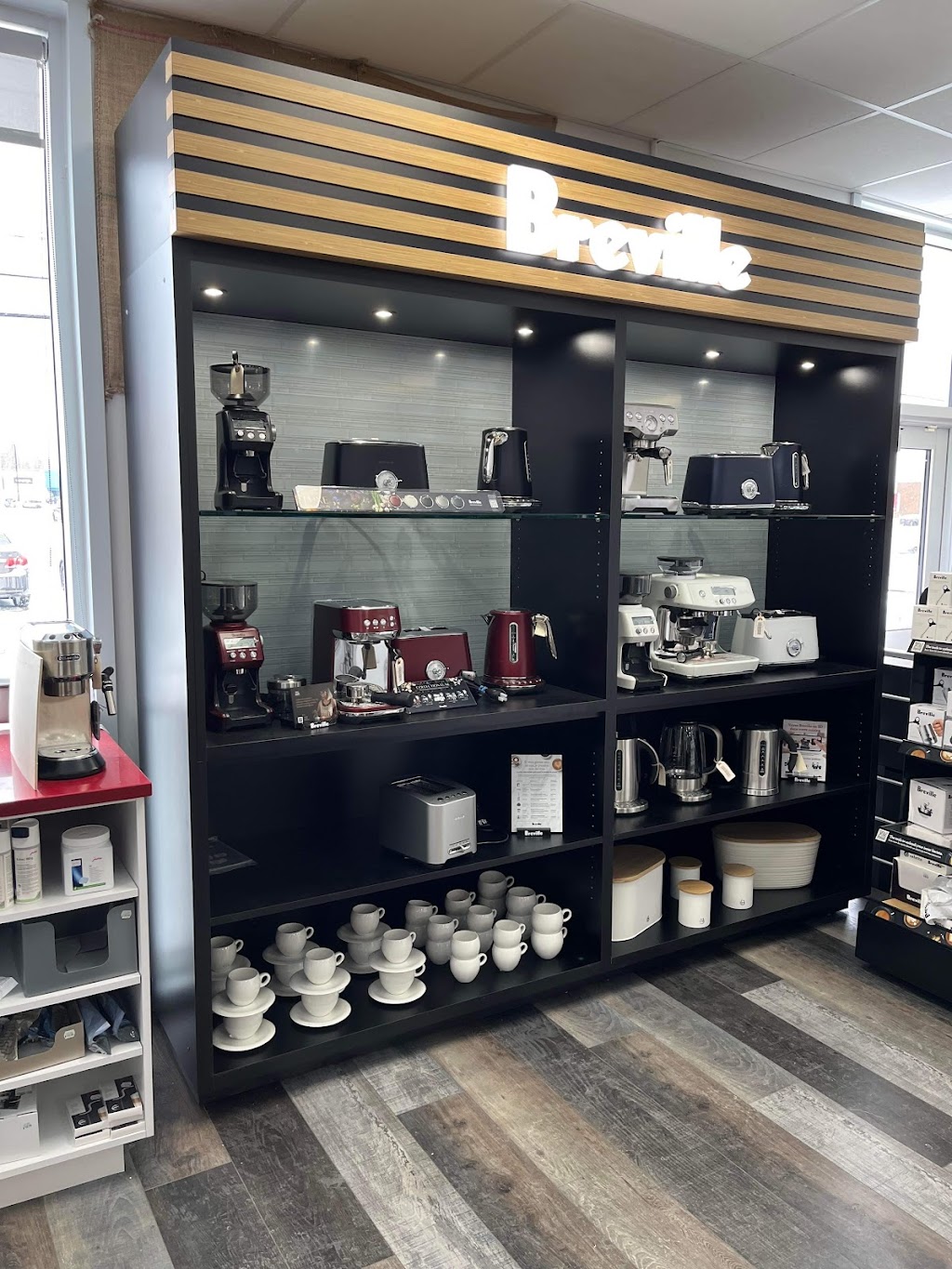 Eugène Allard Cuisine et Tendances | 1708 Av. du Pont S, Alma, QC G8B 6N3, Canada | Phone: (418) 212-8812