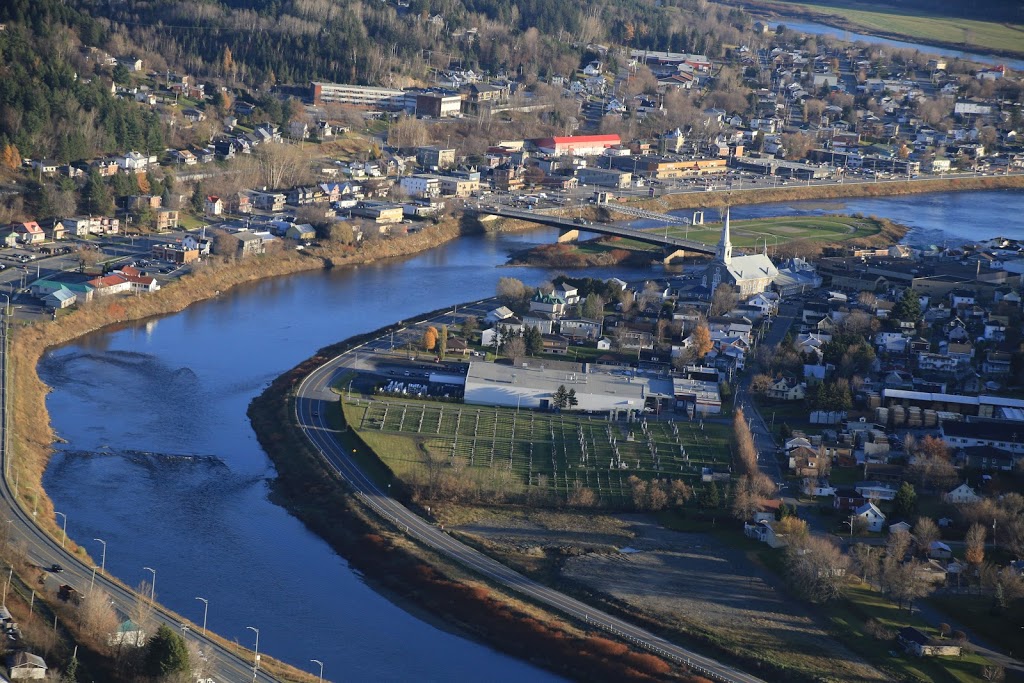 École De Léry-Mgr-De Laval | Beauceville, QC G5X 1G7, Canada | Phone: (418) 228-5541