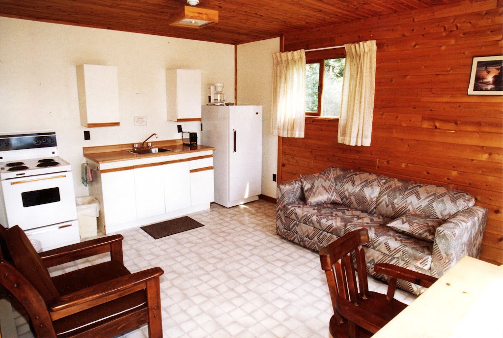 Big North Lodge & Outposts | Lots 12-15, Subdivision M182 11 Big North Road, Minaki, ON P0X 1J0, Canada | Phone: (807) 224-4318