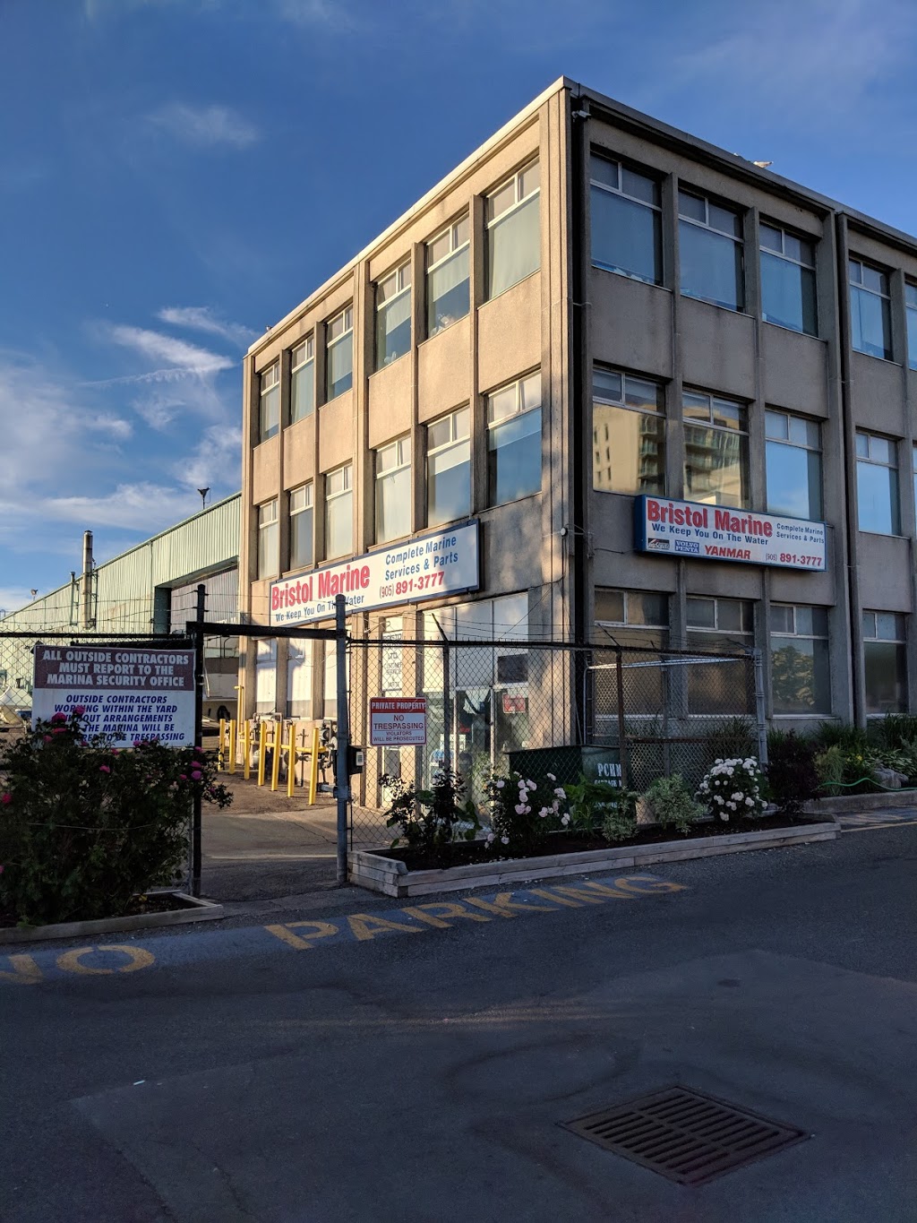 Bristol Marine Ltd | 1 Port St E, Mississauga, ON L5G 4N1, Canada | Phone: (905) 891-3777