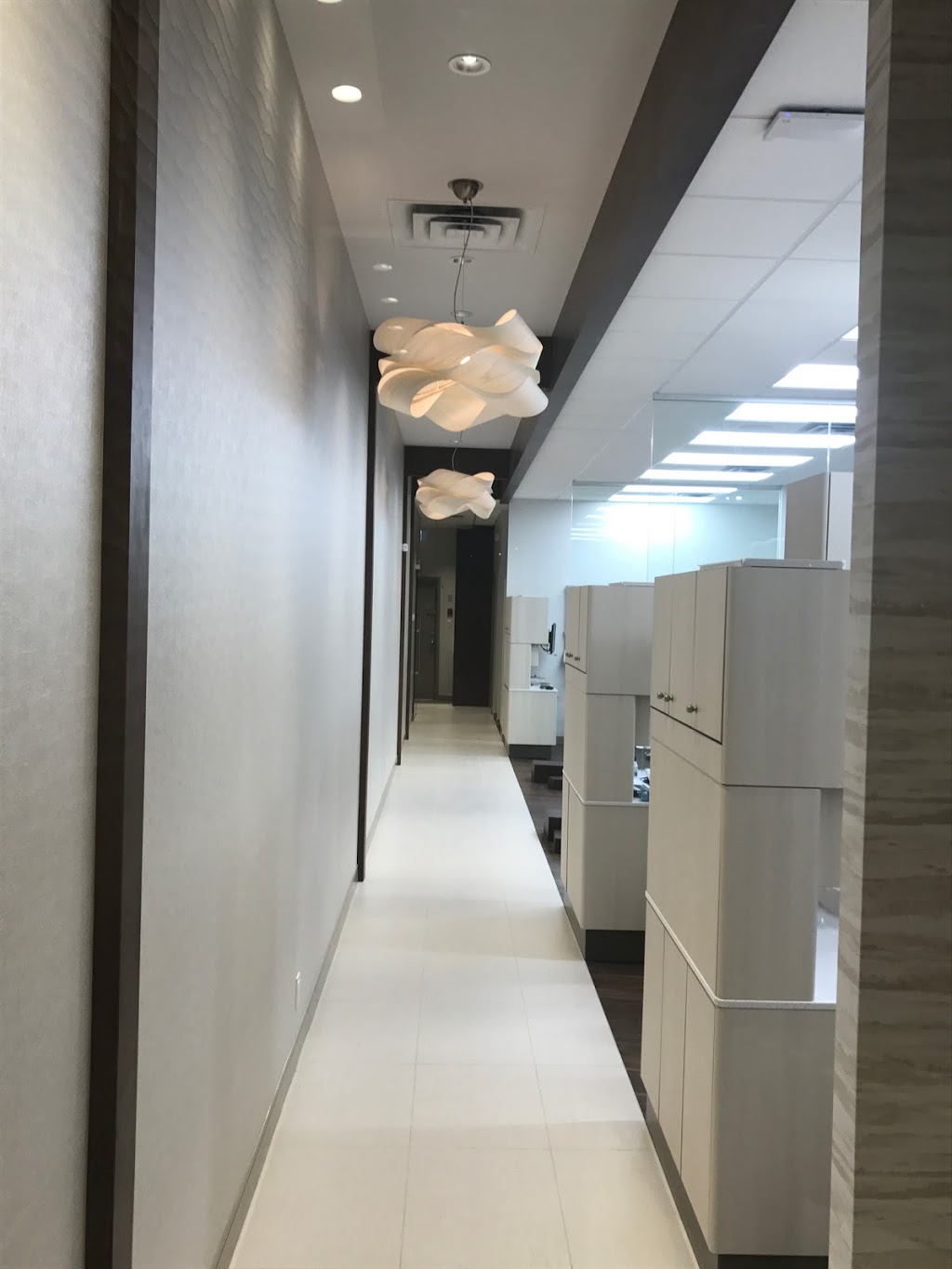 Shine Family Dental | 7488 King George Blvd #370, Surrey, BC V3W 0H9, Canada | Phone: (604) 503-0320